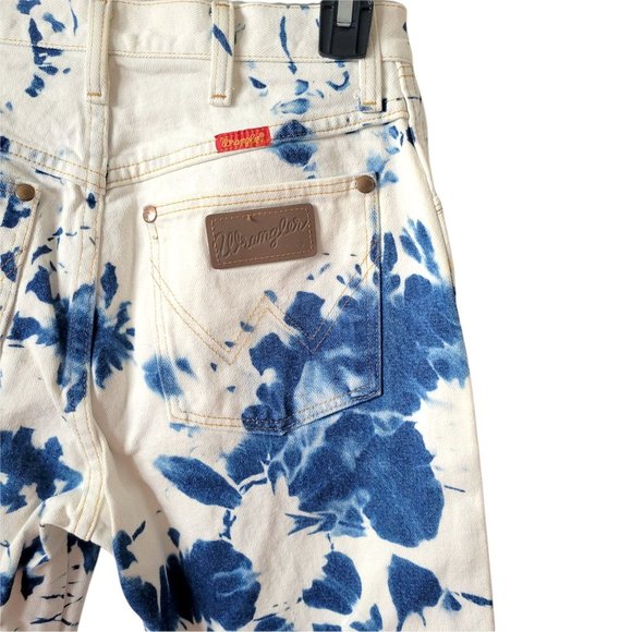 Wrangler 7x32 Straight Leg Hand Bleached Upcycled Jeans 100% Cotton - Picture 5 of 6